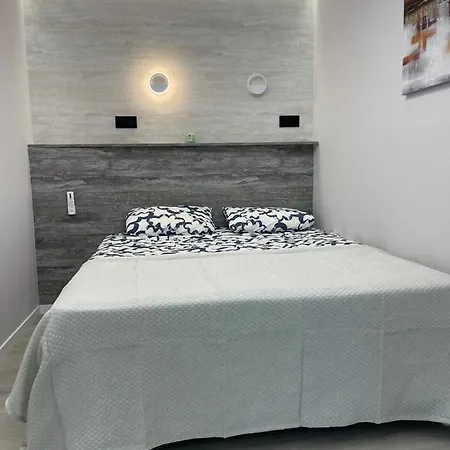 Apartament Geranios Paradise *