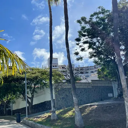 Apartament Geranios Paradise *