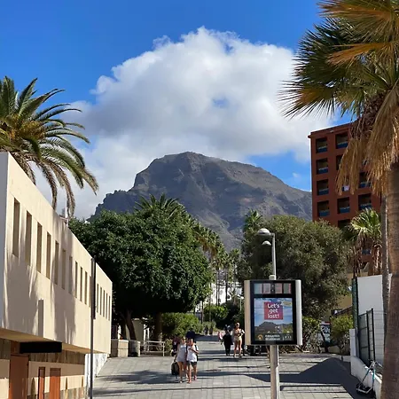 Apartament Geranios Paradise *