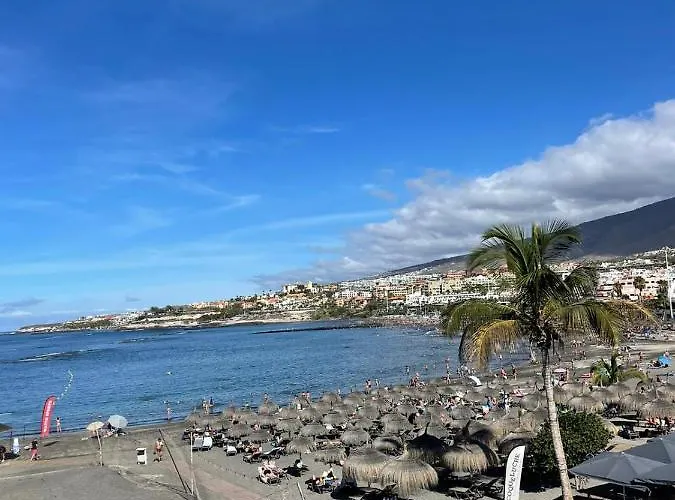 Апартаменти Geranios Paradise Адехе