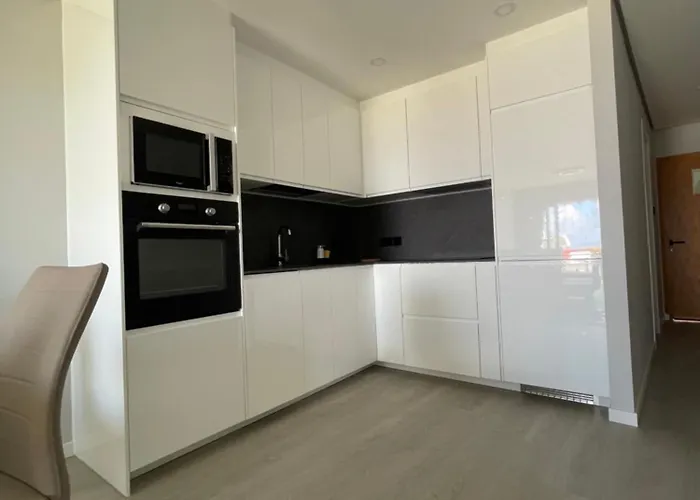 Geranios Paradise Апартаменти Адехе