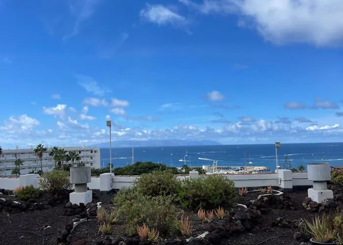 Апартаменти Geranios Paradise Адехе