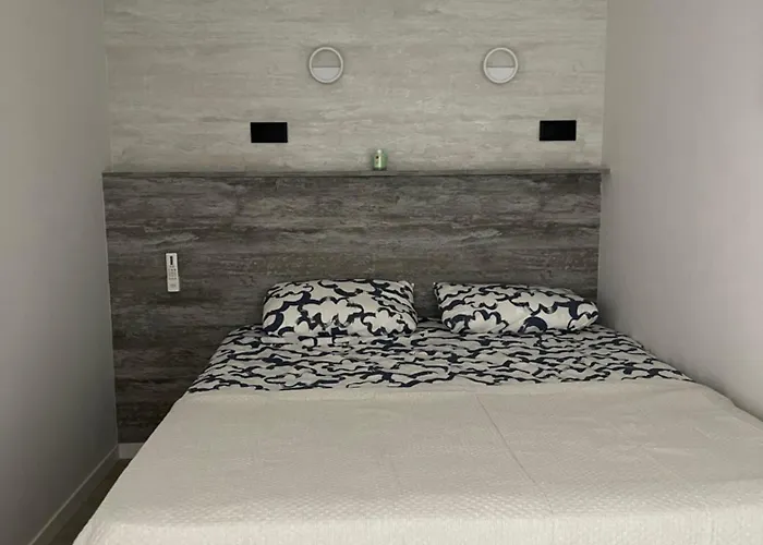 Geranios Paradise Апартаменти