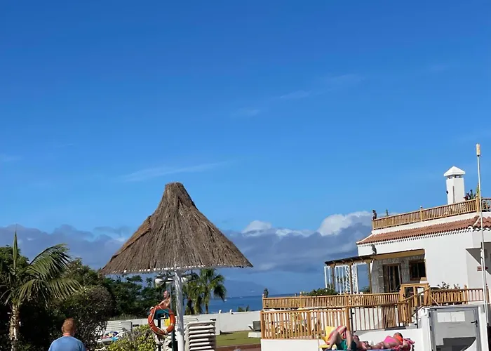 Апартаменти Geranios Paradise *